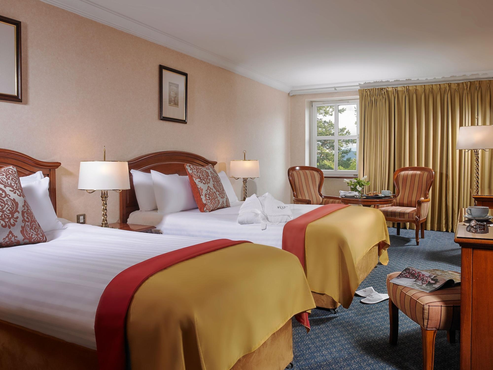 Killarney Plaza Hotel & Spa Exterior foto