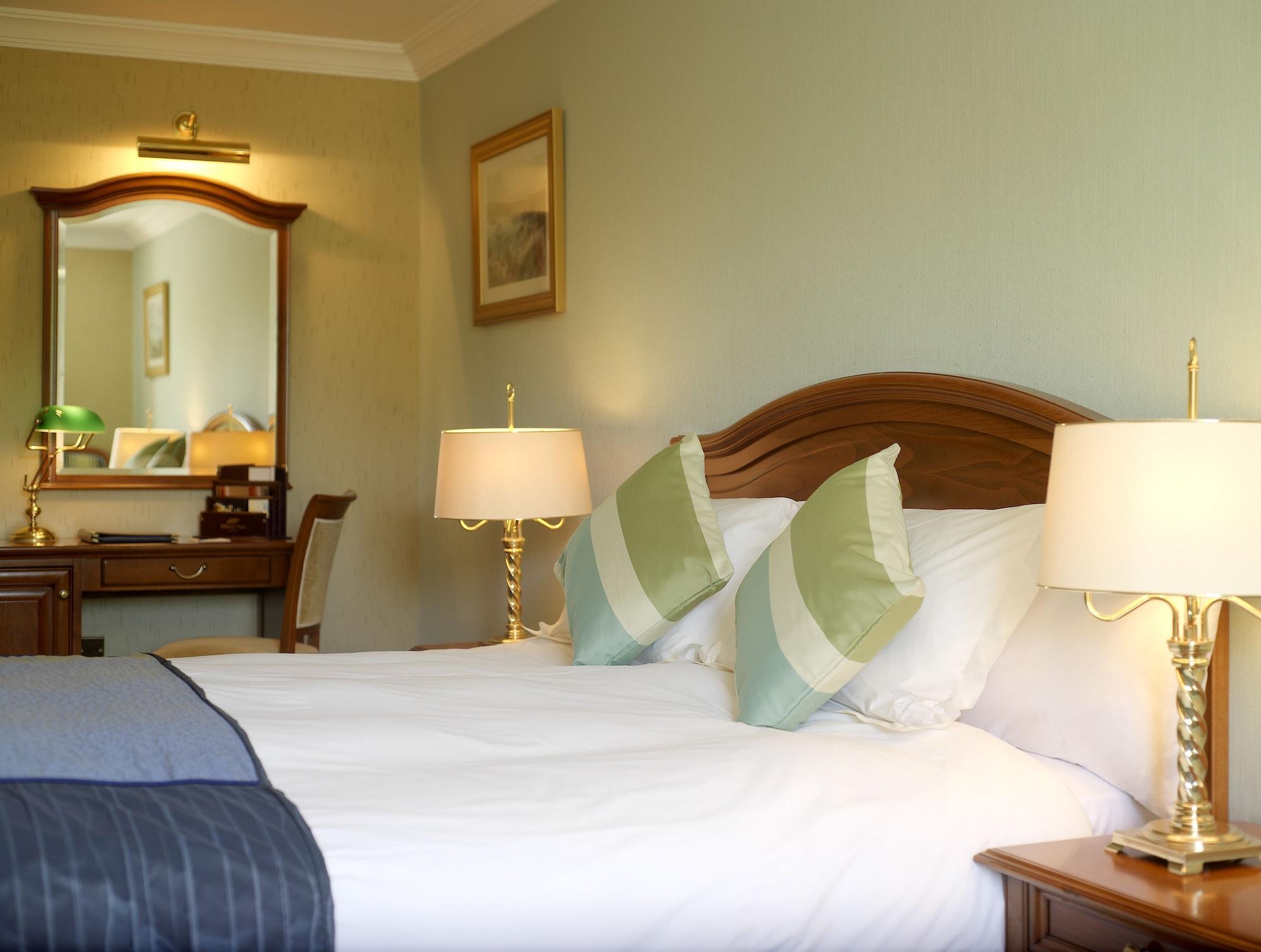 Killarney Plaza Hotel & Spa Exterior foto